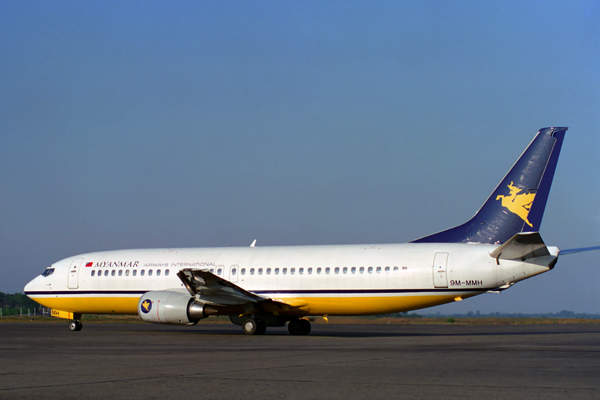 MYANMAR AIRWAYS INTERNATIONAL BOEING 737 400 RGN 855 24.jpg