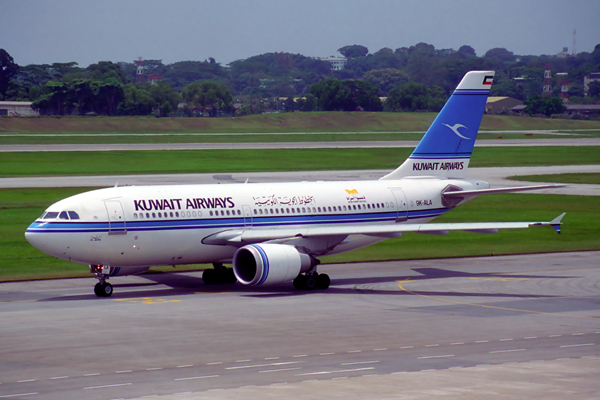 KUWAIT AIRWAYS AIRBUS A310 300 SIN RF 873 21.jpg