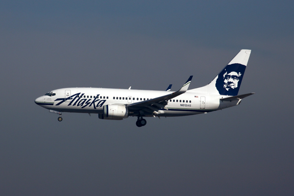 ALASKA BOEING 737 700 LAX RF 5K5A3616.jpg