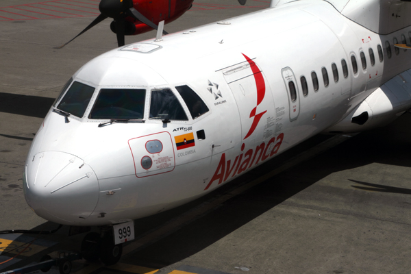 AVIANCA ATR72 CLO RF IMG_0006.jpg