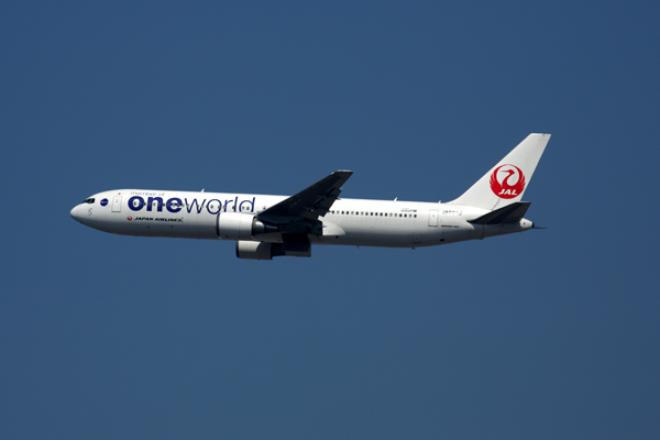 JAPAN AIRLINES BOEING 767 300 HKG RF 5K5A5306.jpg