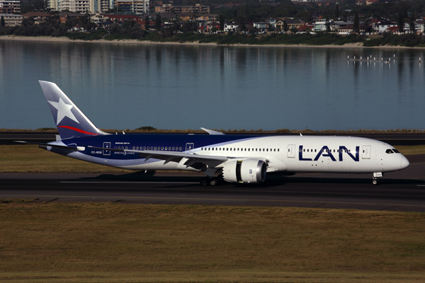 LAN BOEING 787 9 SYD RF 5K5A5858.jpg