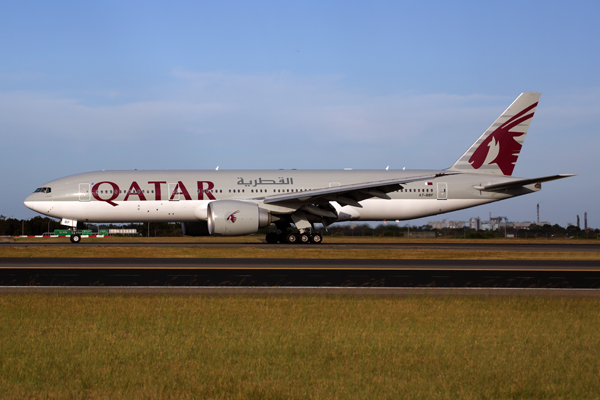 QATAR BOEING 777 200LR SYD RF 5K5A5718.jpg