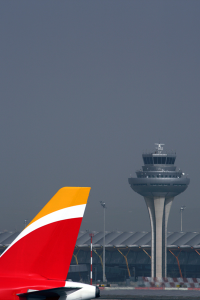 IBERIA AIRBUS A321 MAD RF 5K5A4640.jpg