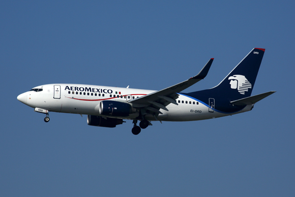 AEROMEXICO BOEING 737 700 LAX RF 5K5A3546.jpg