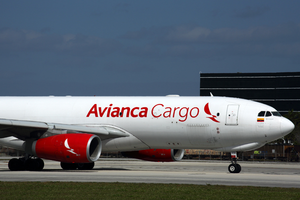 AVIANCA CARGO AIRBUS A330F MIA RF 5K5A4298.jpg