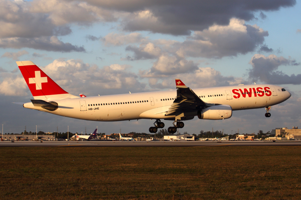 SWISS AIRBUS A330 300 MIA RF 5K5A4222.jpg