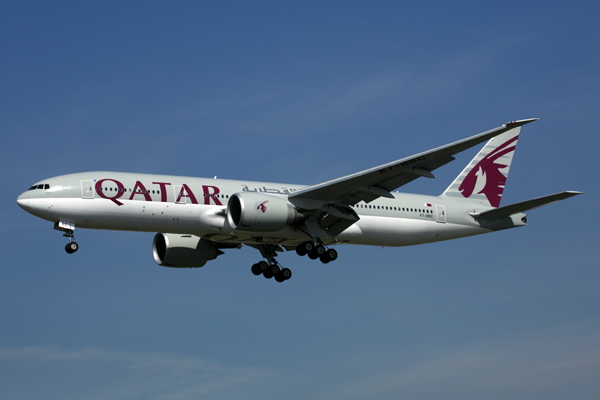 QATAR BOEING 777 200LR LAX RF 5K5A3230.jpg