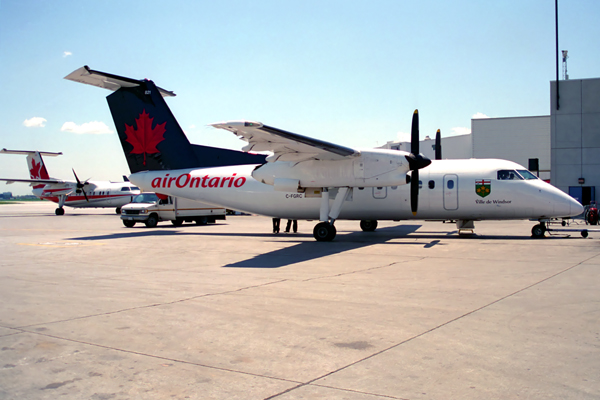 AIR ONTARIO DASH 8 100 YYZ RF 907 22.jpg