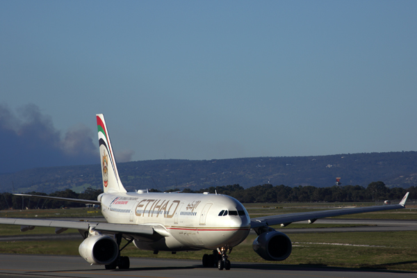 ETIHAD AIRBUS A330 200 PER RF 5K5A0366.jpg