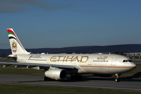 ETIHAD AIRBUS A330 200 PER RF 5K5A0530.jpg