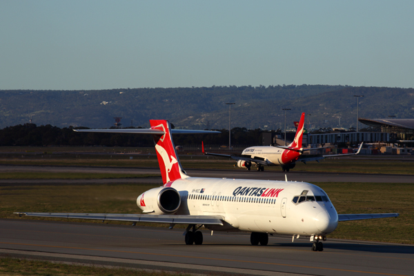 QANTAS LINK QANTAS AIRCRAFT PER RF 5K5A0412.jpg