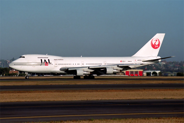 JAPAN AIRLINES BOEING 747 200 SYD RF 939 7.jpg