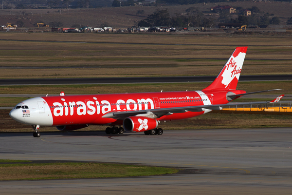 AIR ASIA AIRBUS A330 300 MEL RF 5K5A6166.jpg