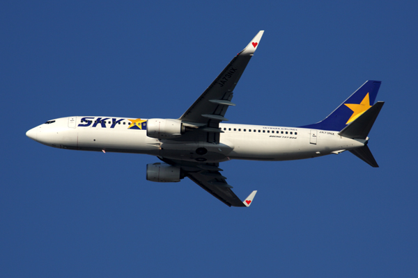 SKYMARK BOEING 737 800 CTS RF 5K5A6376.jpg