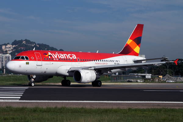 AVIANCA AIRBUS A319 SDU RF IMG_0744.jpg