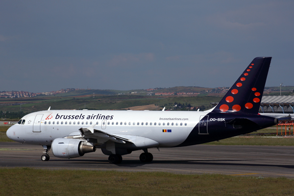 BRUSSELS AIRLINES AIRBUS A319 MAD RF 5K5A7355.jpg