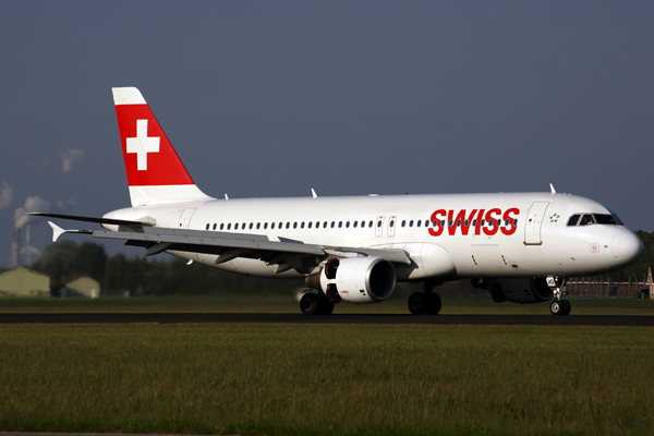 SWISS AIRBUS A320 AMS RF 5K5A7915.jpg