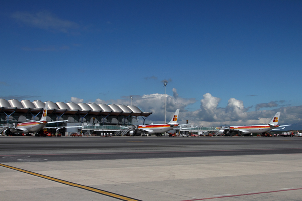 MADRID AIRPORT RF IMG_0649.jpg