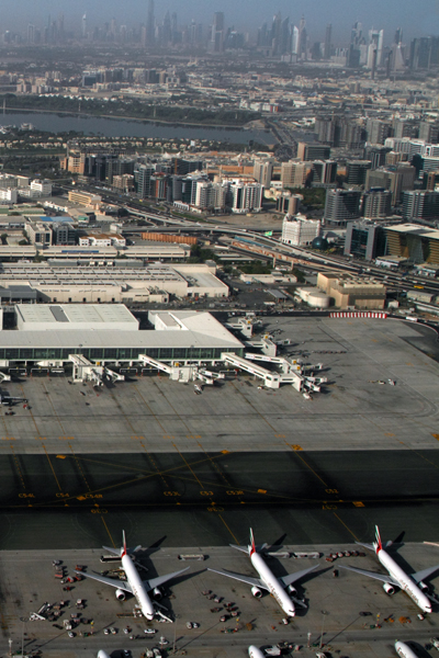 DUBAI AIRPORT RF IMG_0615.jpg