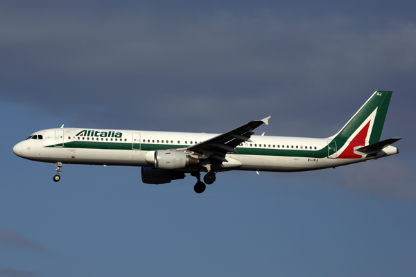 ALITALIA AIRBUS A321 FCO RF 5K5A8191.jpg