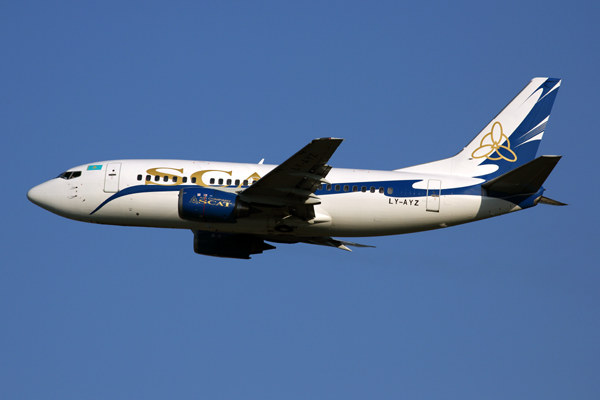 SCAT AIR BOEING 737 500 ALA RF 5K5A0652.jpg