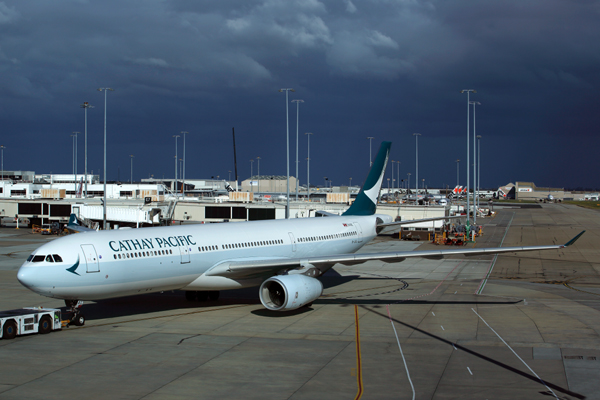 CATHAY PACIFIC AIRBUS A330 300 MEL RF 5K5A9428.jpg