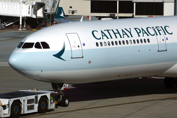 CATHAY PACIFIC AIRBUS A330 300 MEL RF 5K5A9430.jpg