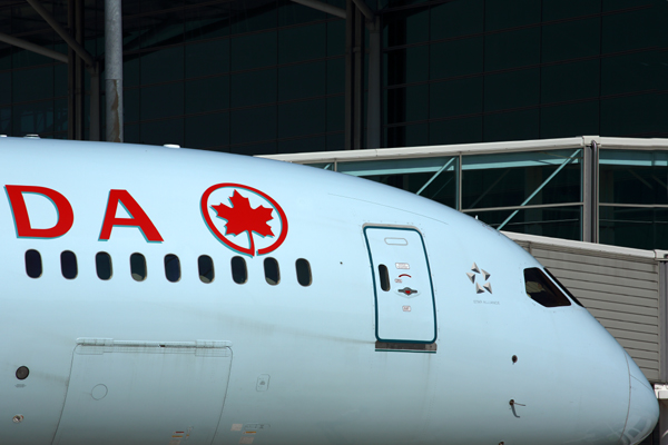AIR CANADA BOEING 787 8 BNE RF 5K5A0244.jpg
