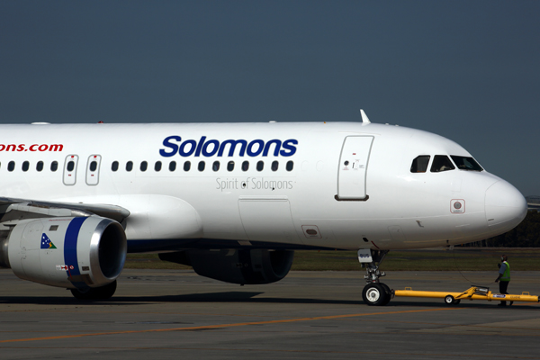 SOLOMONS AIRBUS A320 BNE RF 5K5A0212.jpg