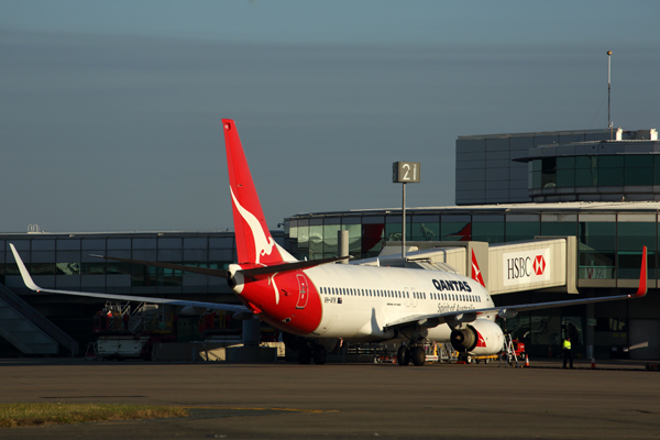 QANTAS BOEING 737 800 BNE RF 5K5A0079.jpg