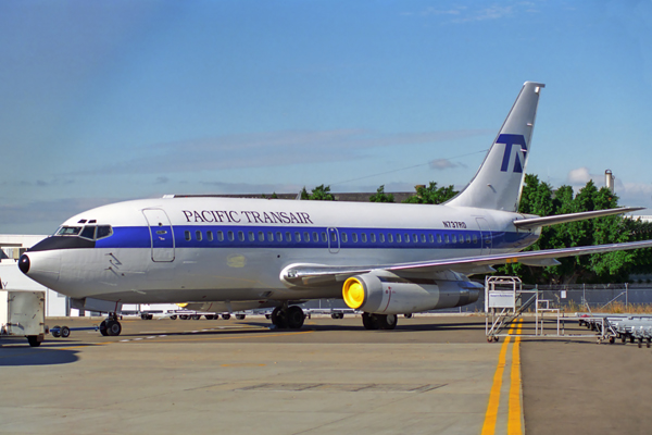 PACIFIC TRANSAIR BOEING 737 200 SYD RF 1032 5.jpg
