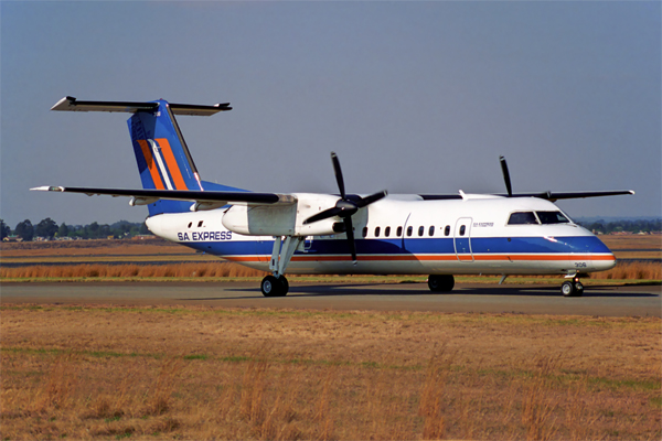 SA EXPRESS DASH 8 300 JNB RF 1053 17.jpg