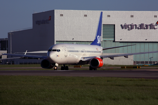 SAS BOEING 737 800 LHR RF 5K5A0947.jpg