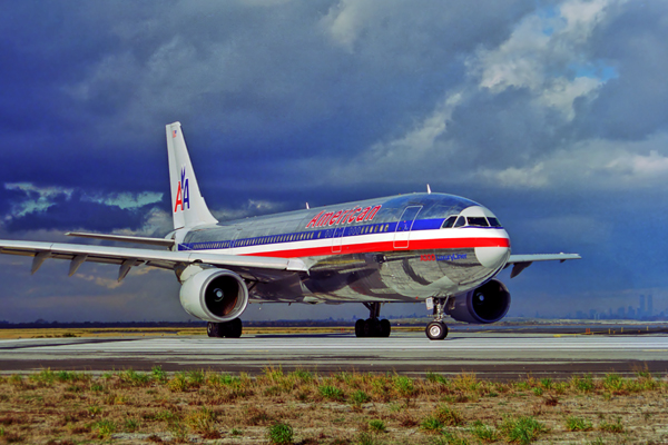 AMERICAN AIRBUS A300 600R JFK RF 1080 28.jpg