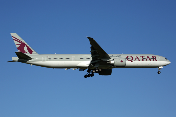 QATAR BOEING 777 300ER MEL RF 5K5A1911.jpg