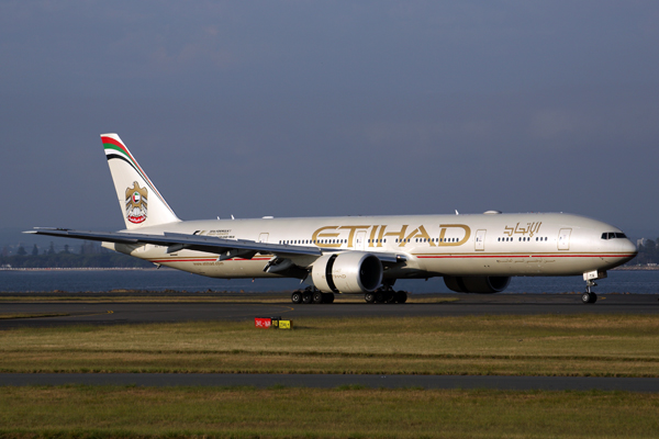 ETIHAD BOEING 777 300ER SYD RF  5K5A2159.jpg