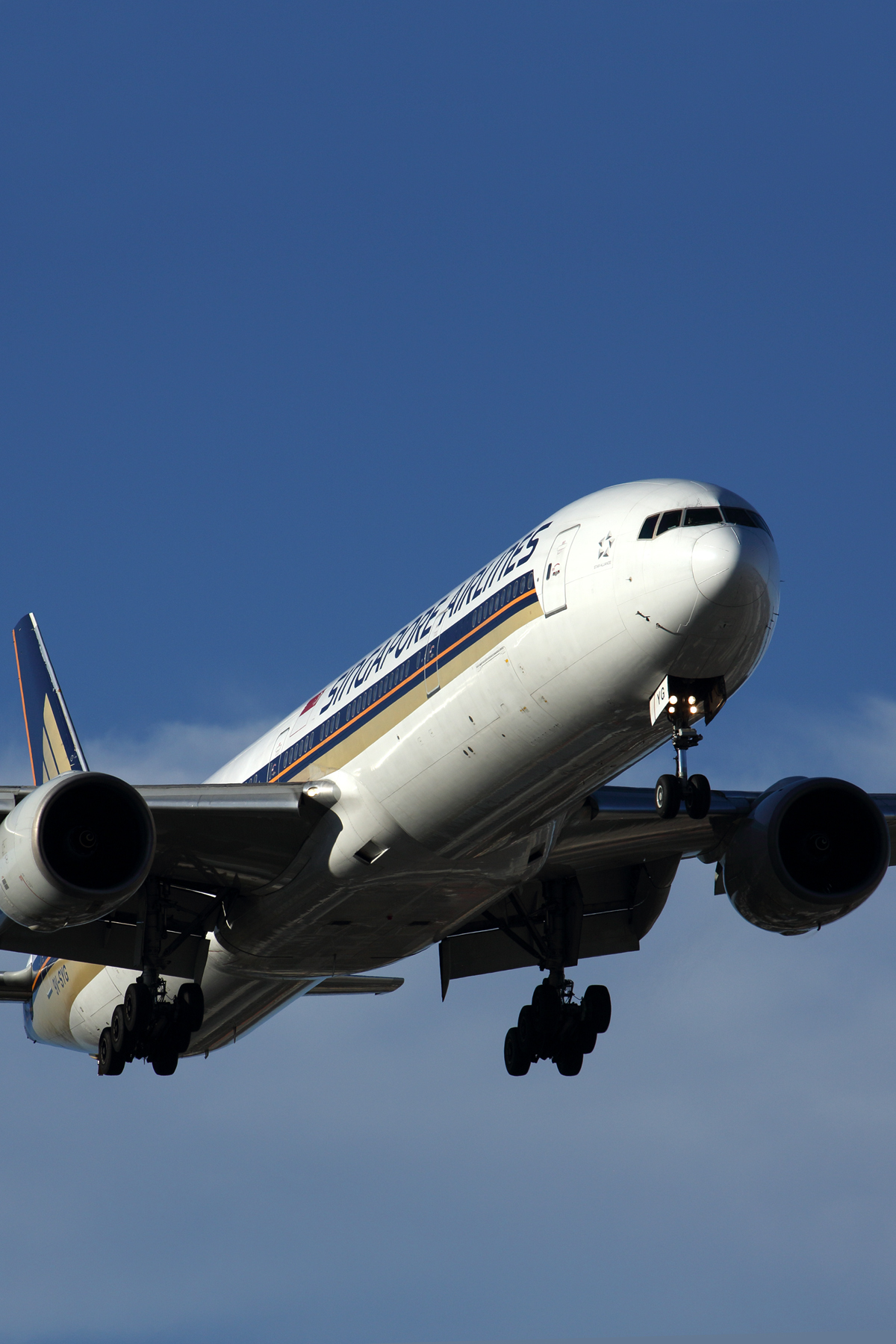 SINGAPORE AIRLINES BOEING 777 300ER SYD RF 5K5A2995.jpg