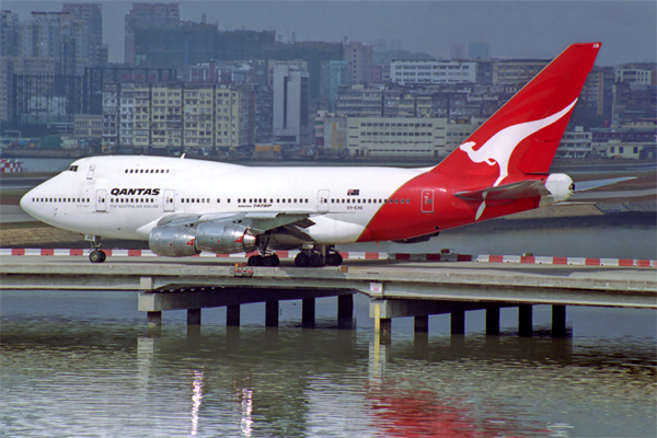 QANTAS BOEING 747SP HKG RF 1123 14.jpg