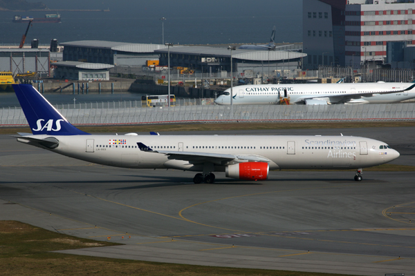 SAS AIRBUS A330 300 HKG RF 5K5A4210.jpg