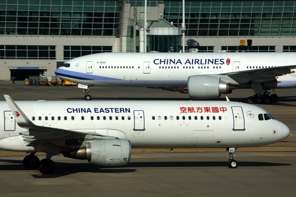 CHINA EASTERN CHINA AIRLINES AIRCRAFT ICN RF 5K5A3929.jpg