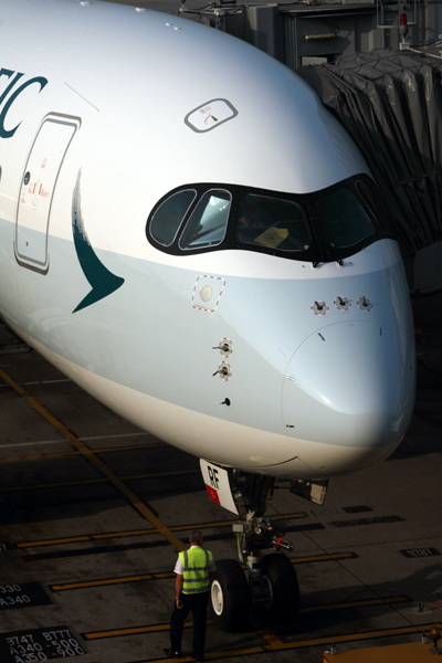 CATHAY PACIFIC AIRBUS A350 900 HKG RF IMG_2347.jpg