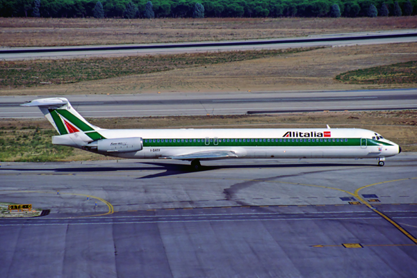 ALITALIA TEAM MD80 MAD RF 1169 35.jpg