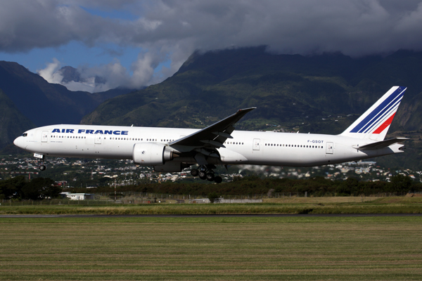 AIR FRANCE BOEING 777 300ER RUN RF 5K5A2127.jpg