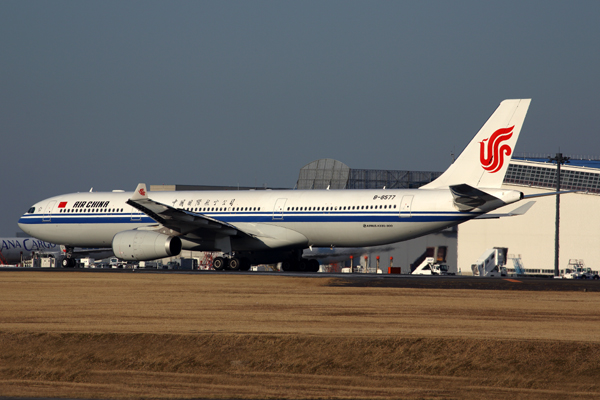 AIR CHINA AIRBUS A330 300 NRT RF 5K5A5350.jpg