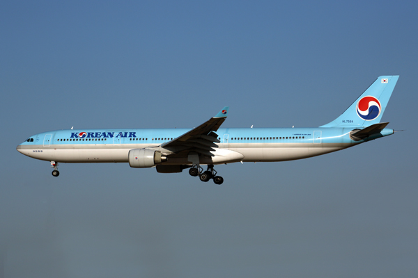 KOREAN AIR AIRBUS A330 300 NRT RF 5K5A5325.jpg