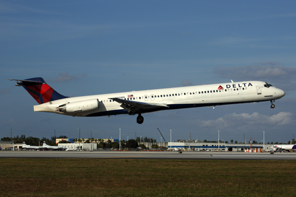 DELTA MD80 MIA RF 5K5A6175.jpg