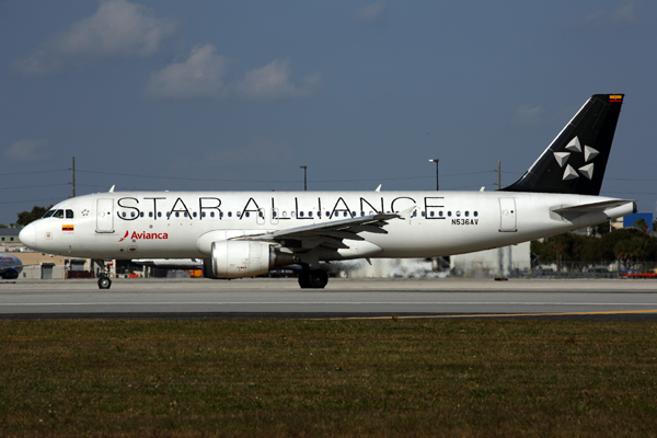 AVIANCA AIRBUS A320 MIA RF 5K5A6752.jpg
