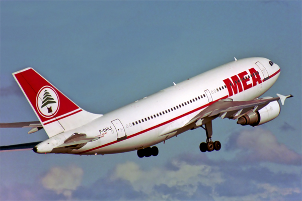 MEA AIRBUS A310 300 SYD RF 1000 15.jpg
