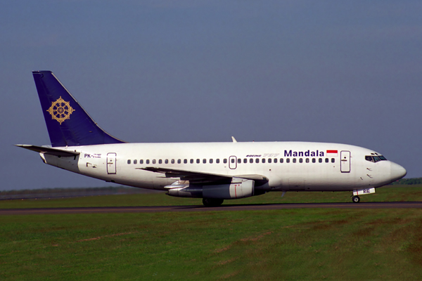 MANDALA BOEING 737 200 SUB RF 1842 32 .jpg